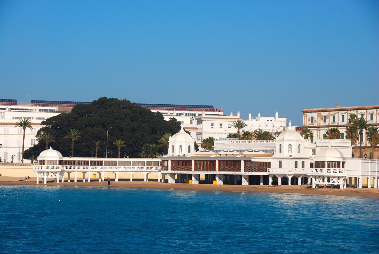 Apartamentos La Caleta De Cádiz Exterior photo